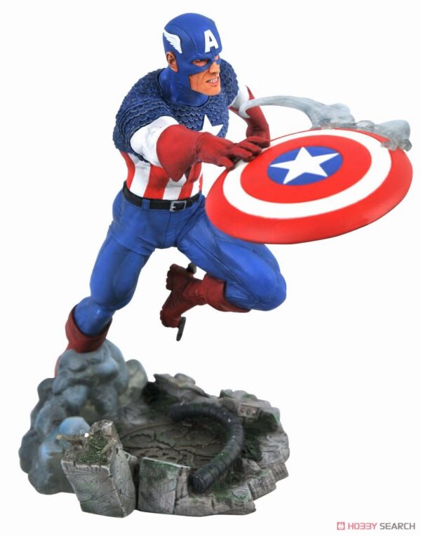 10753969a.jpg Marvel Comic Gallery Vs. Statue Captain America