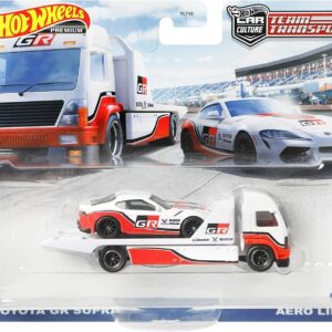 57.jpg Hot Wheels - 2021 Toyota GR Supra & Aero Lift Truck