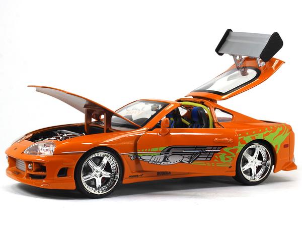 Toyota-Supra-fast-furious-1-24-Jada-diecast-scale-model-collective-7_grande.jpg 1995 Toyota Supra *Fast and Furious*, Orange 1/24