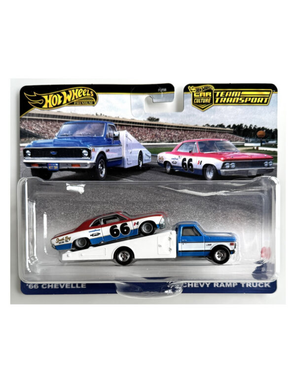 Hot Wheels - 1966 Chevrolet Chevelle & Chevrolet Ramp Truck