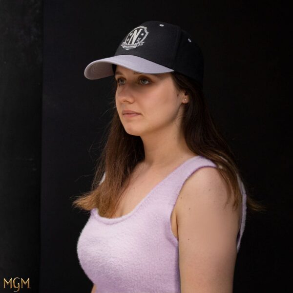 Wednesday Curved Bill Kšiltovka Nevermore Academy Black